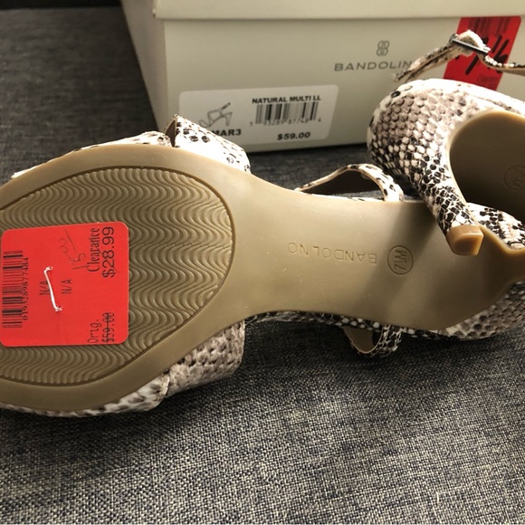 Bandolino strappy 3”heels with snake print design. - Picture 4 of 5